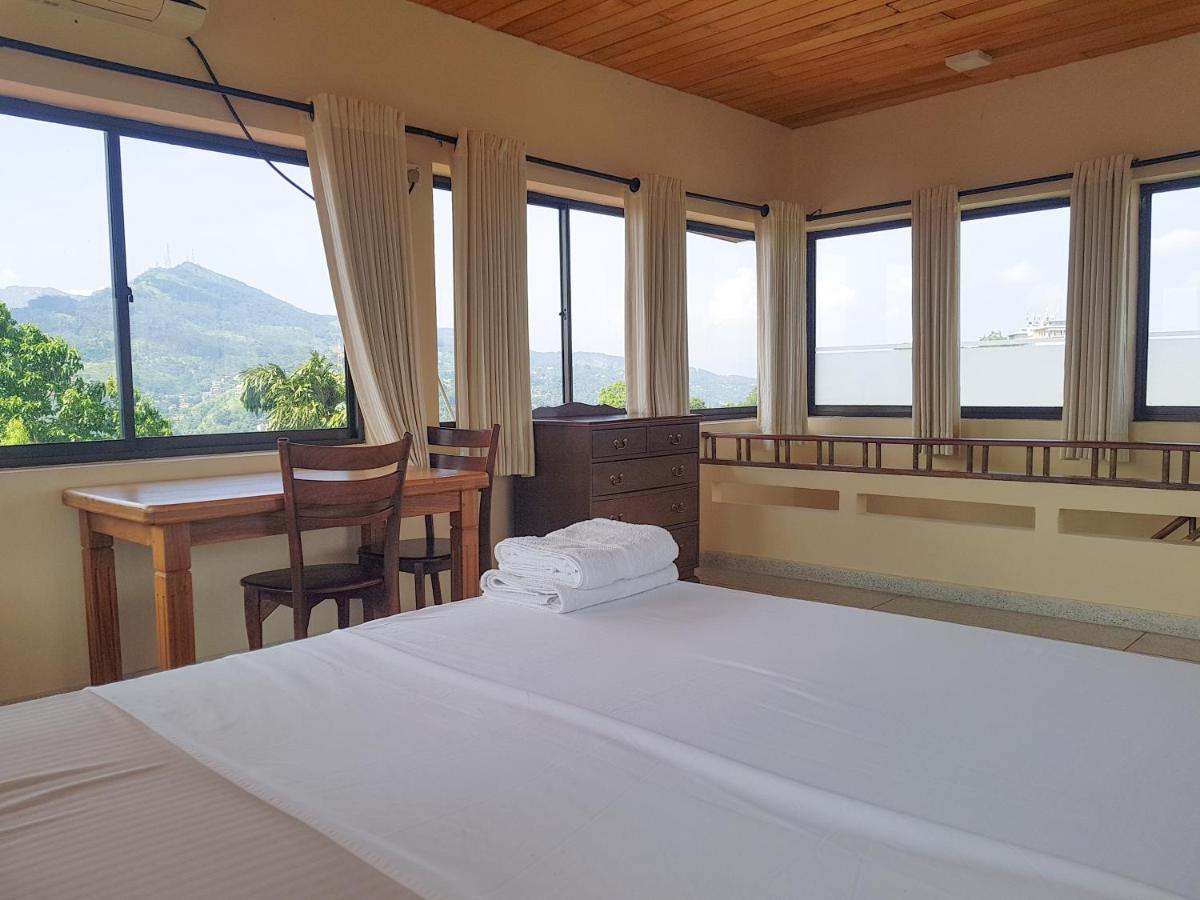 The Views Kandy - 360 Mountain View Esterno foto